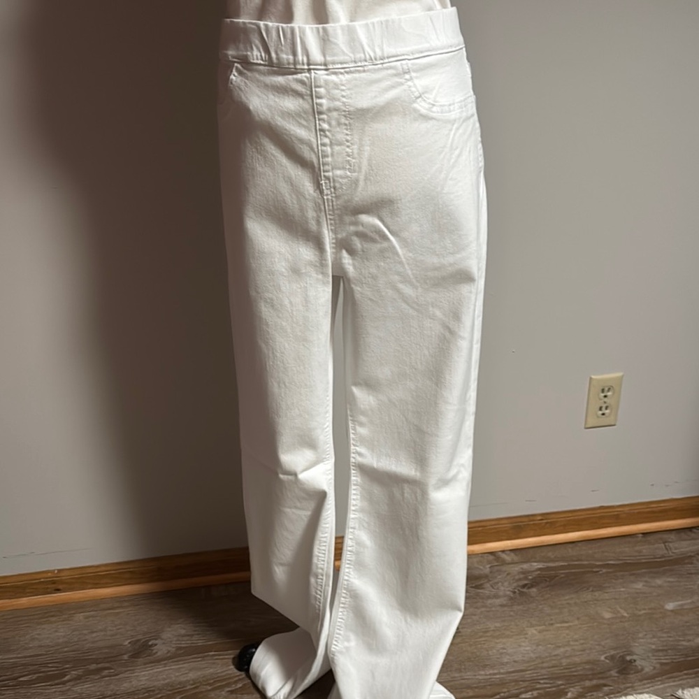 Women's White Flare Jeans